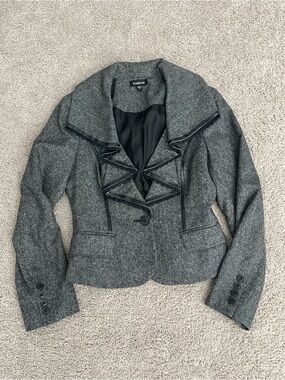 Bebe Gray Tweed Wool Silk Blend Leather Trim Ruffle Peplum Blazer Jacket Size 8